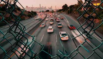 -勒沃库森防守失误，被对手反超一分差距，勒沃库森新帅